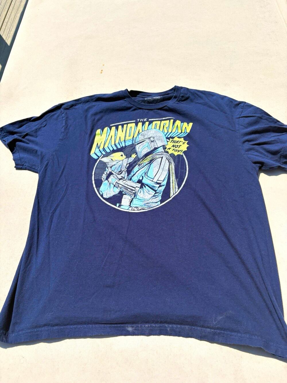 Mad Engine Star Wars The Mandalorian Character T-Shirt Mens 2XL